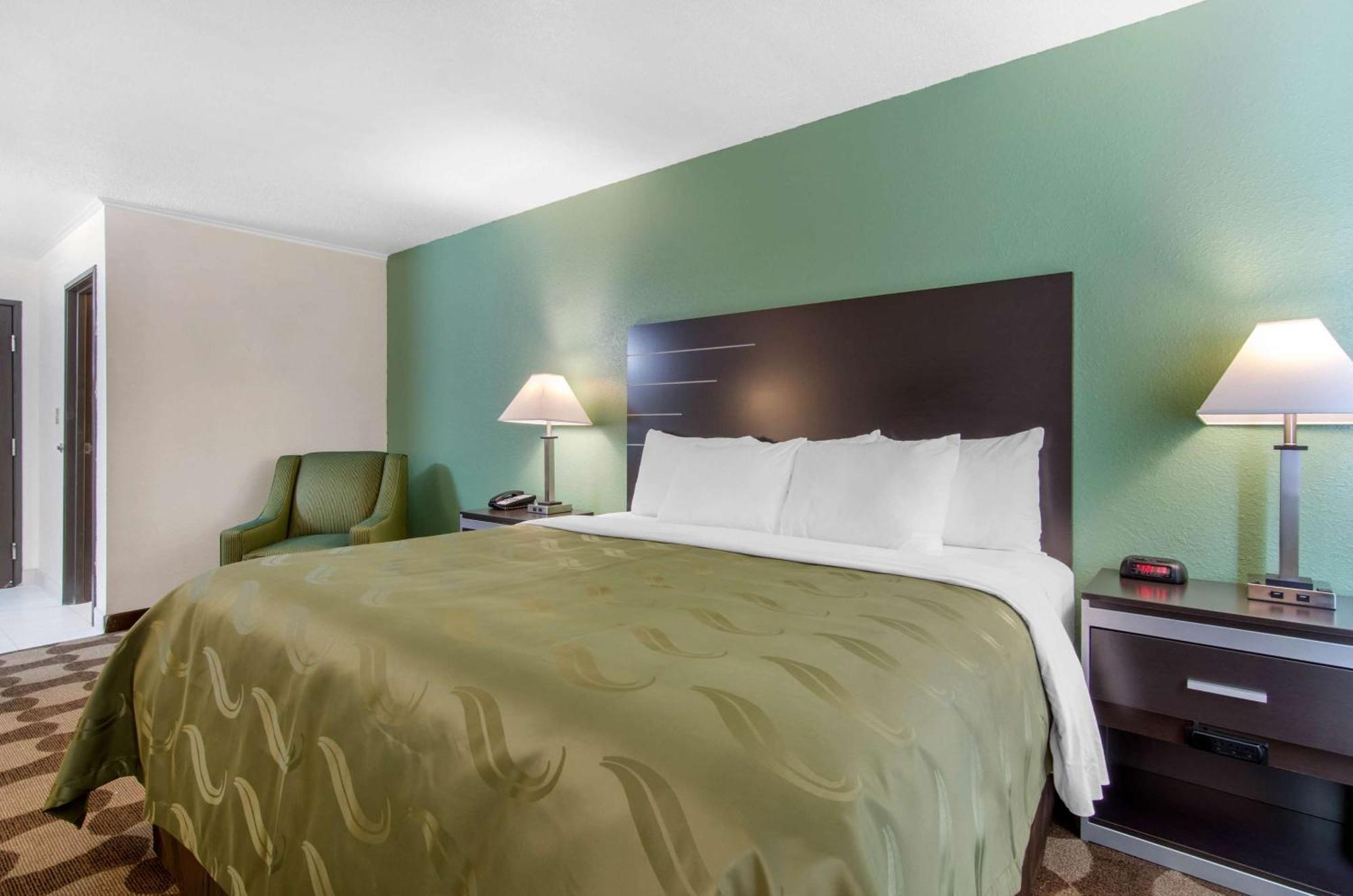 Quality Inn Russell Exteriör bild